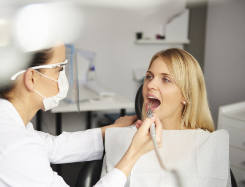 5 razones por las que debes realizarte una limpieza dental profesional